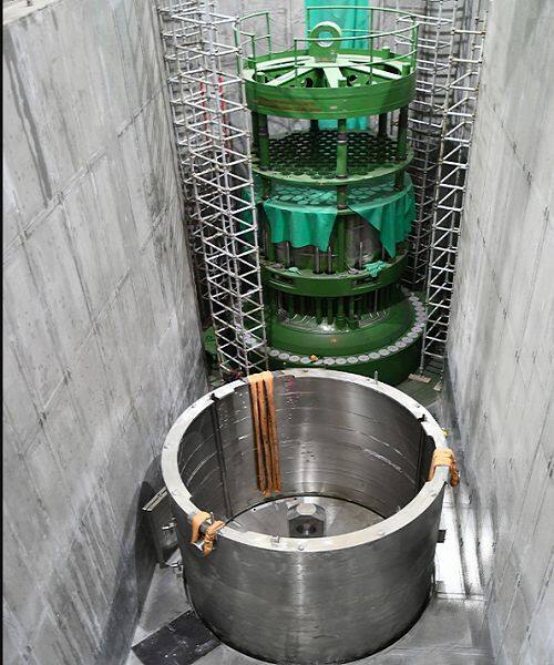 Контрольная сборка реактора энергоблока № 1 Курской АЭС-2