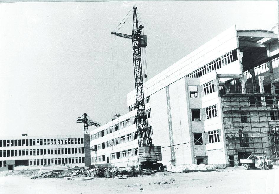 Строительство НИИАР
