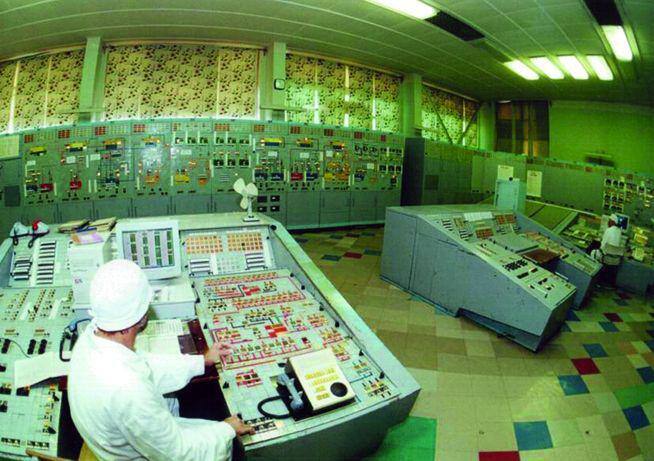 Производственное объединение «Маяк», завод РТ-1, щитовая