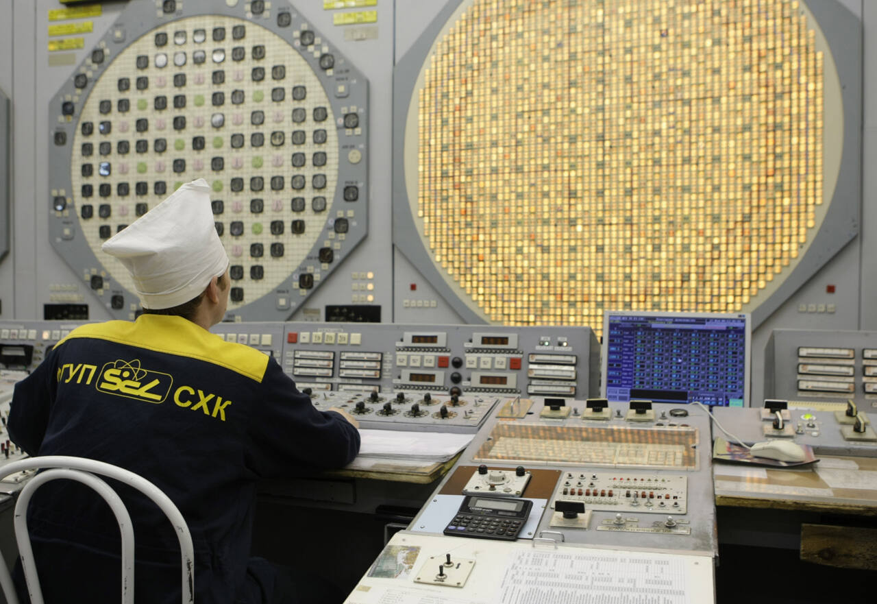 Блочный щит управления промышленным уран-графитовым реактором