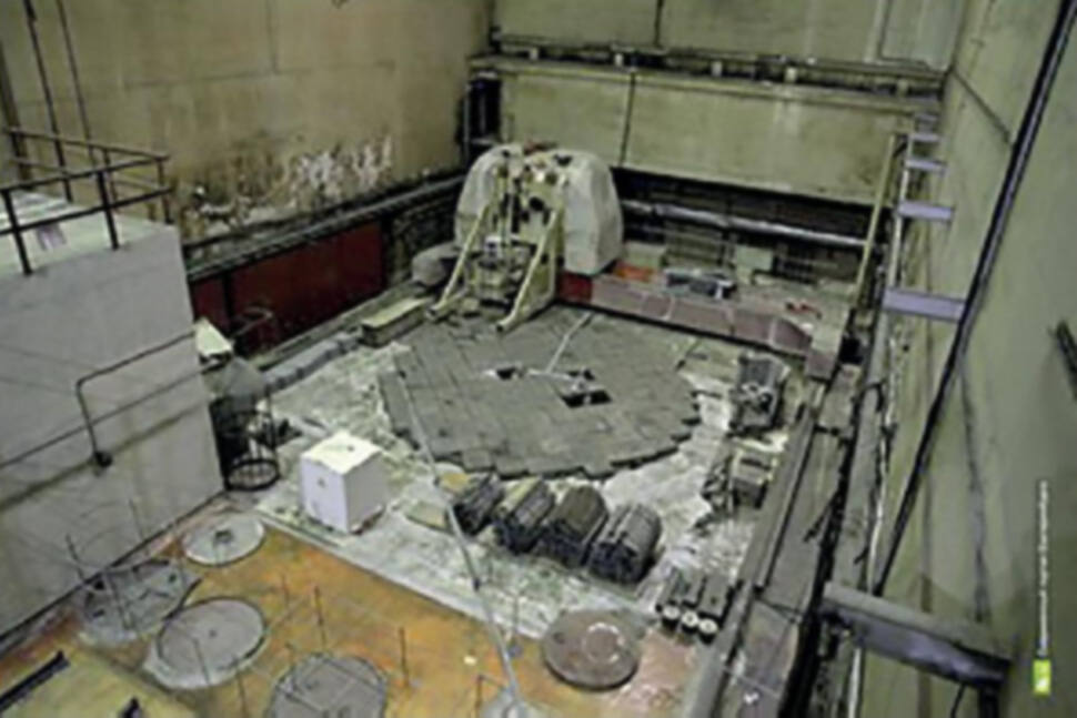 Зал реактора АМБ-100