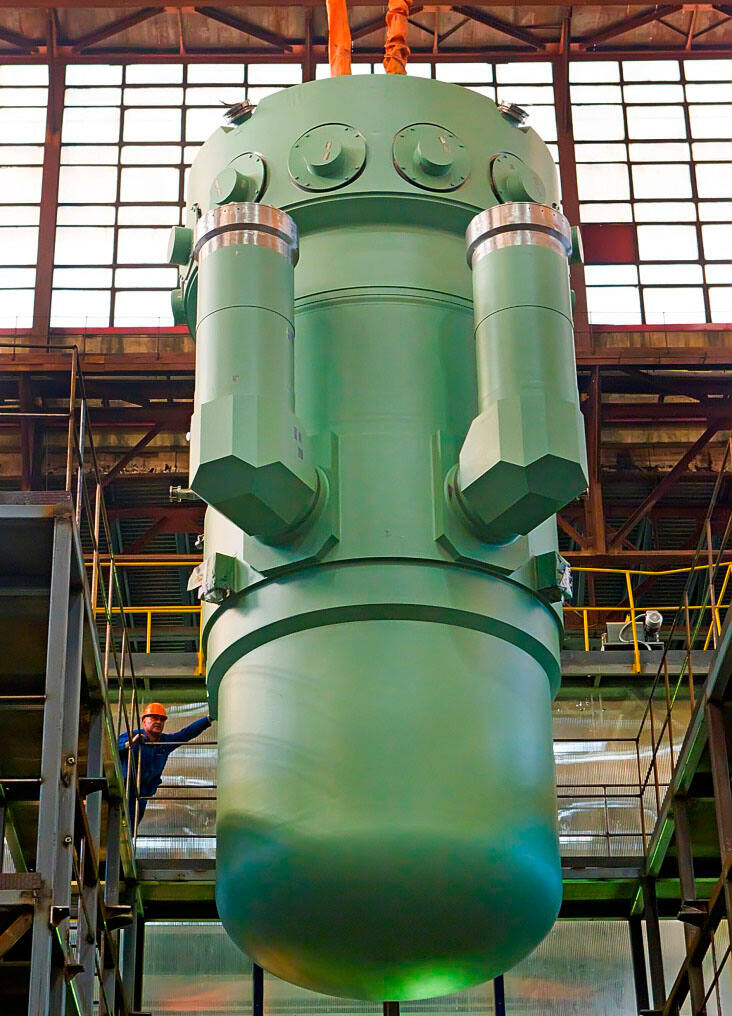 Реактор РИТМ-200