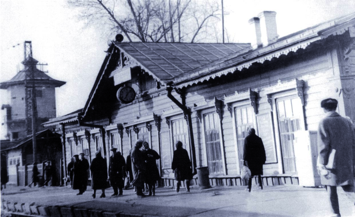 Вокзал станции Верх-Нейвинск