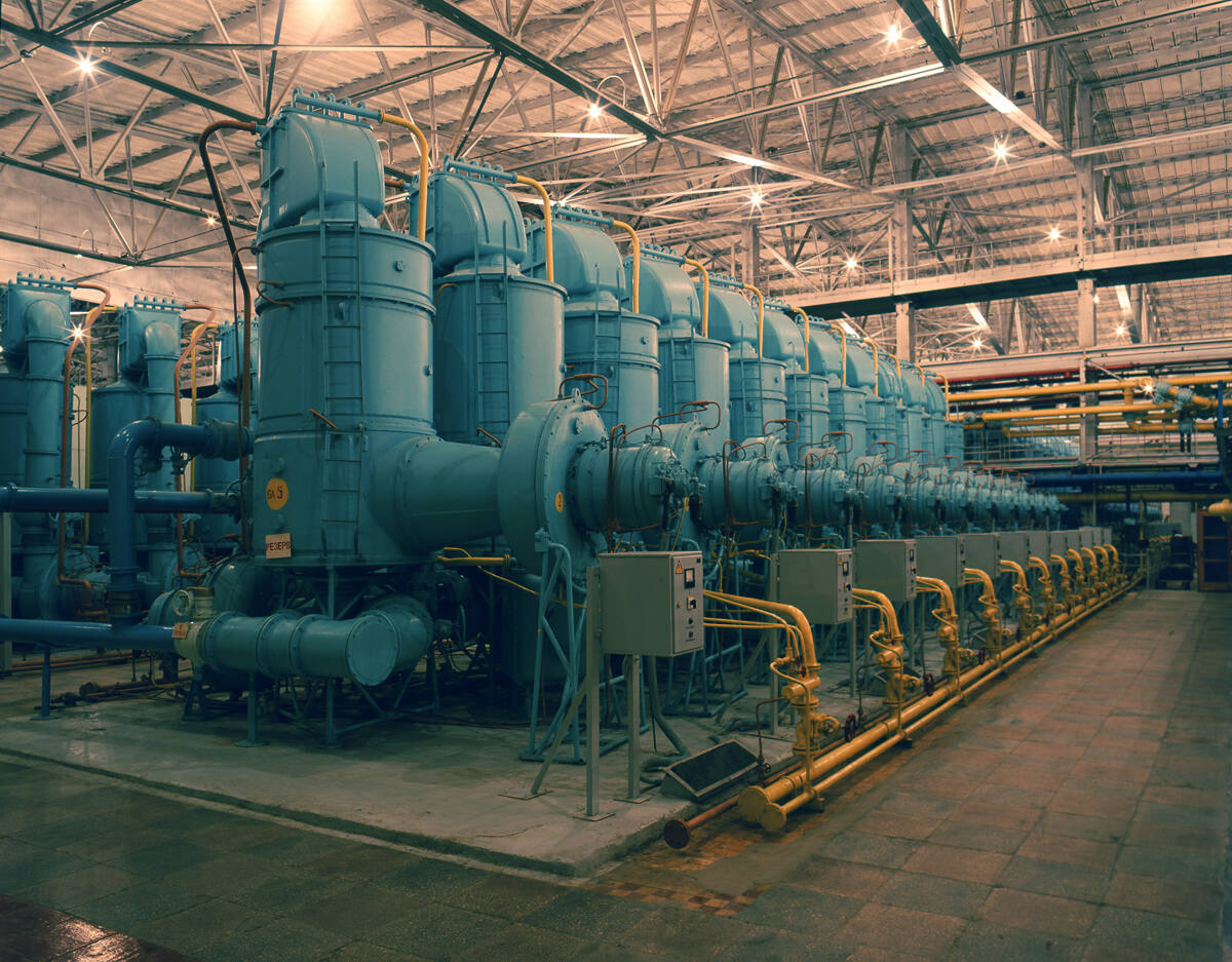 Каскад диффузионных машин для обогащения урана