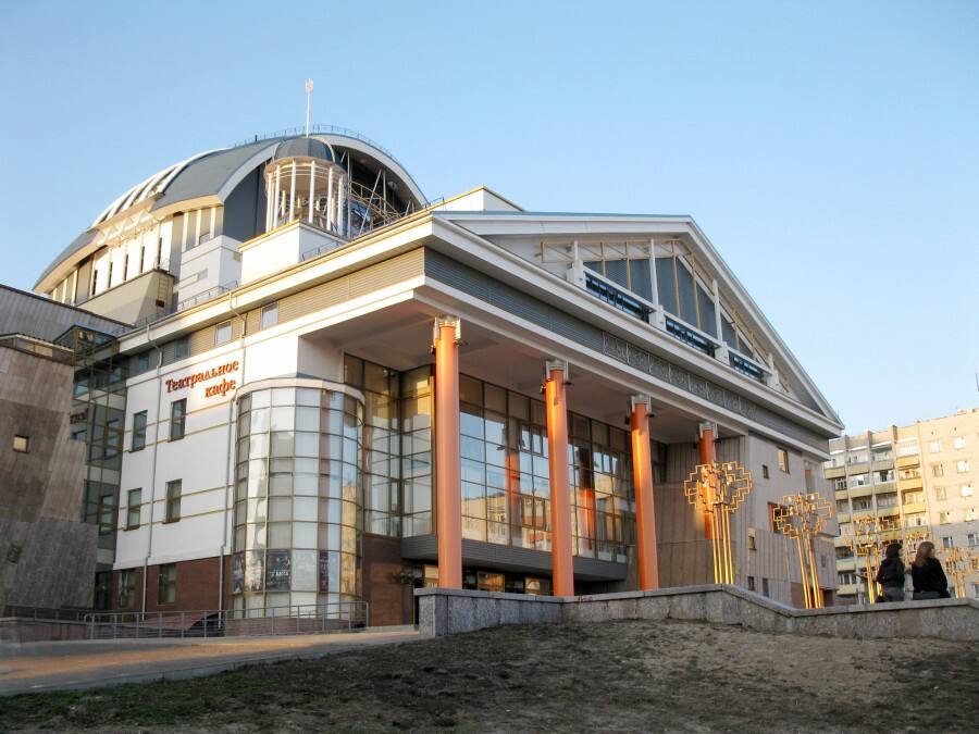 Современный театр в Сарове