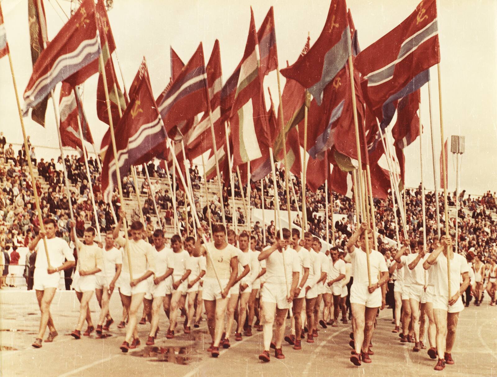 Торжественный парад в честь юбилея города