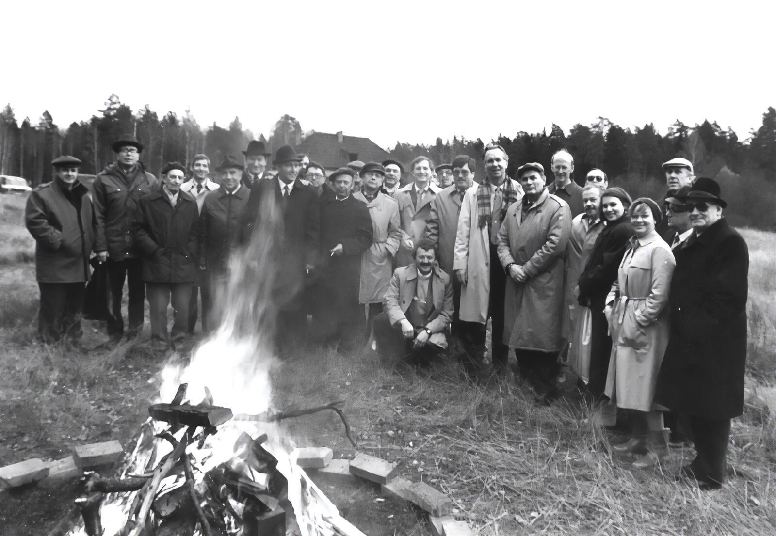 Ю. Б. Харитон вместе с американскими коллегами на встрече в Арзамасе-16