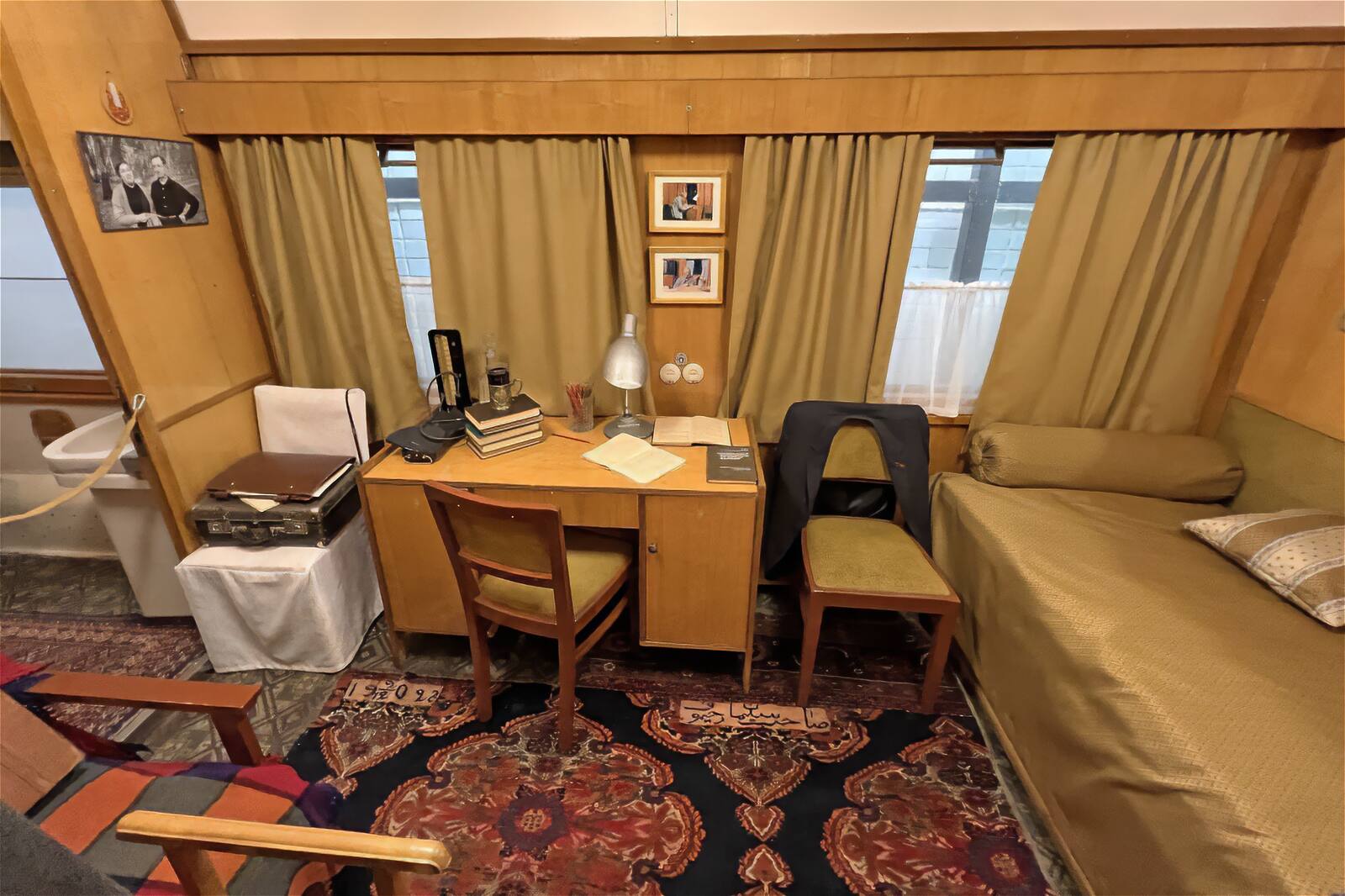 Личное купе Ю. Б. Харитона