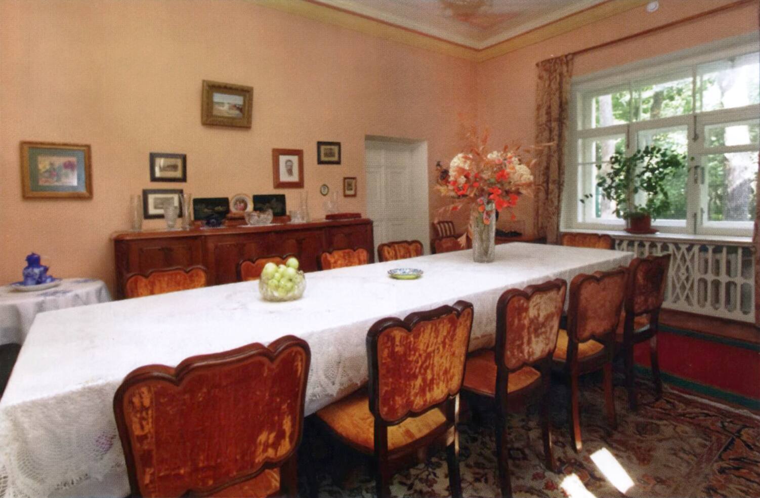 Столовая, где собирались коллеги, друзья и родственники И. В. Курчатова