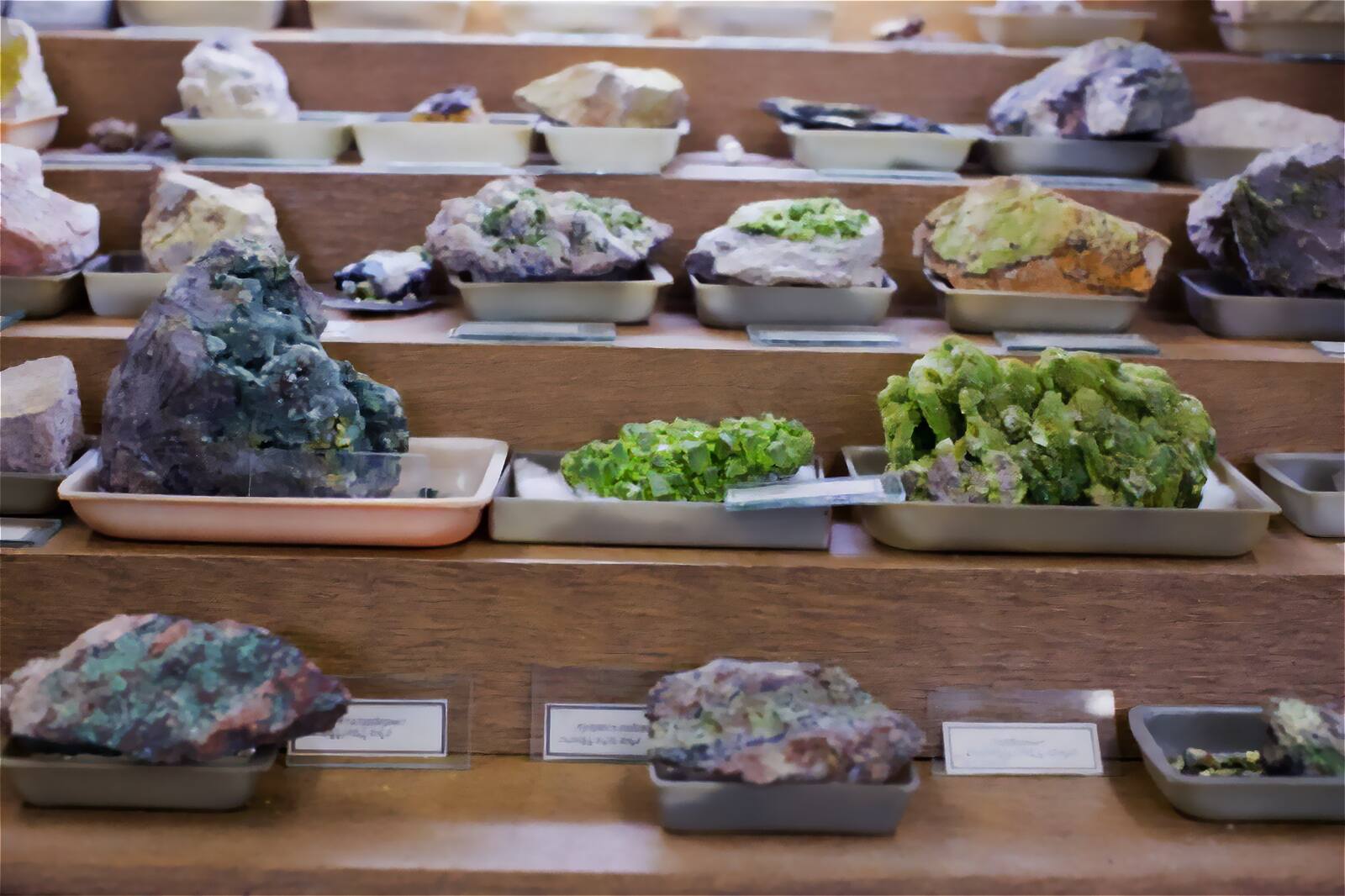 Зеленые, желтые, фиолетовые... минералы