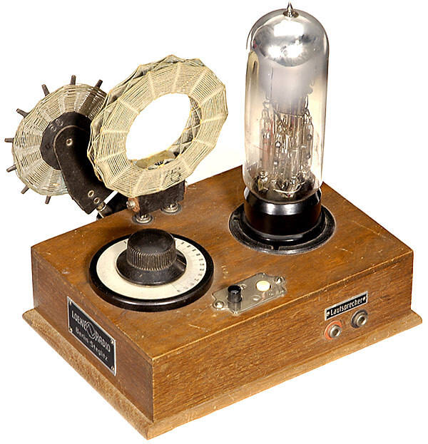 Радиоприёмник Арденне на комбинированной лампе