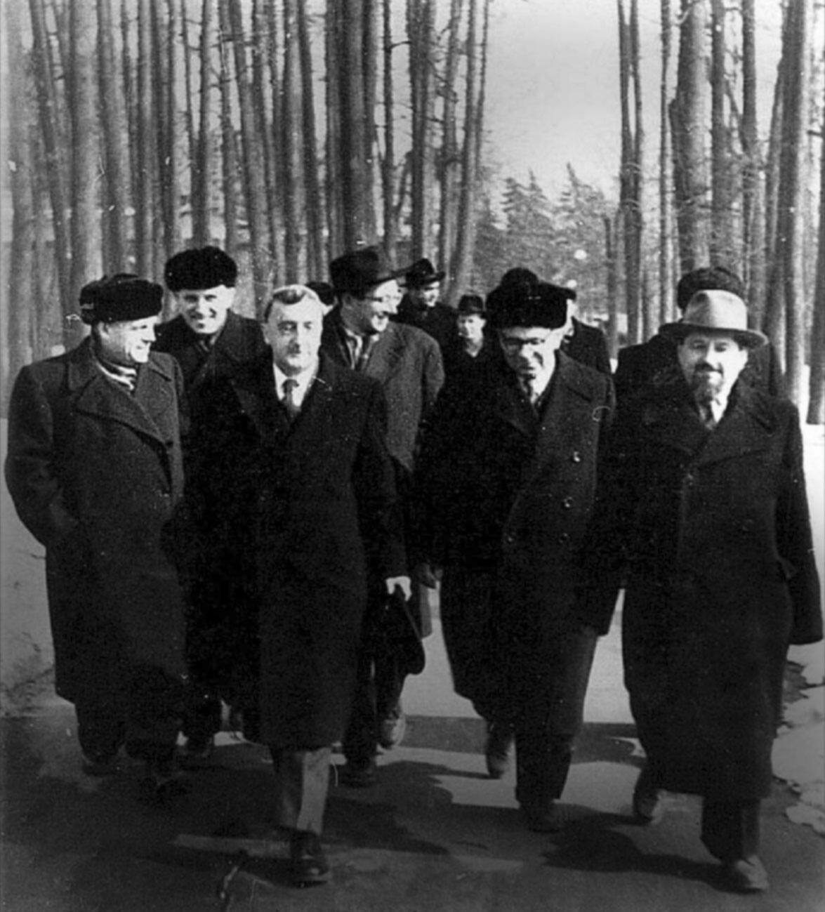 А.Ф. Беляев среди коллег. 1958 г.