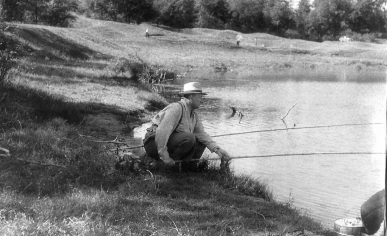 На рыбалке под Москвой. 1959 г.
