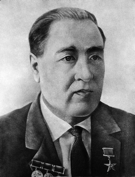 Ю.Н. Голованов