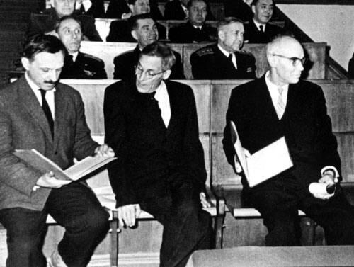 И.Н. Головин, М.А. Леонтович, И.К. Кикоин. 1963 г.