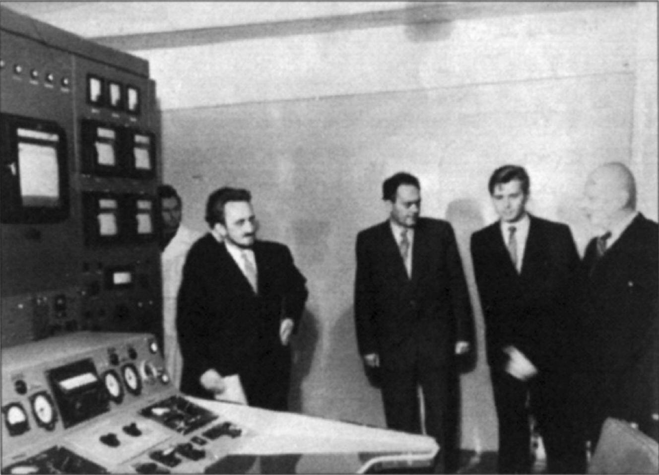 Пуск реактора ИРТ-1000. 1957 г.