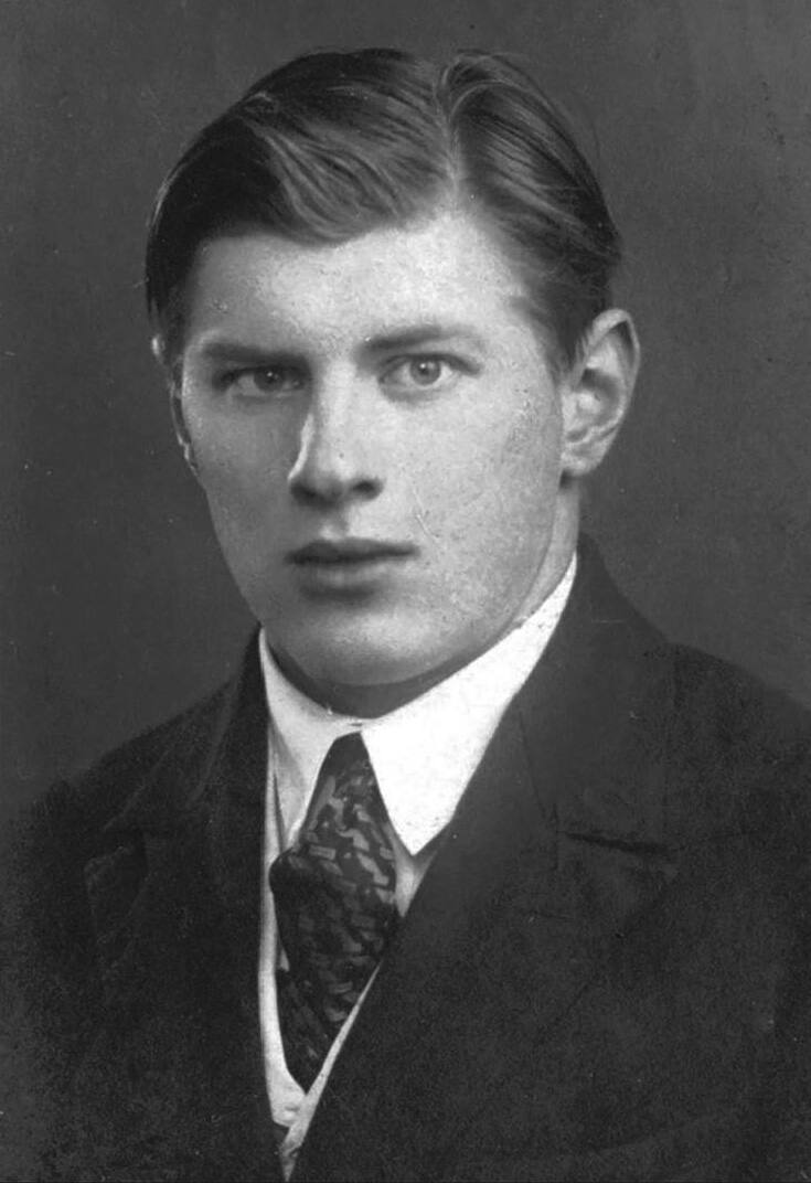 Б.В. Громов - студент. 1929 г.