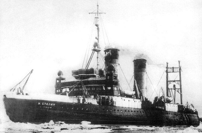 Арктический линейный ледокол И. Сталин
