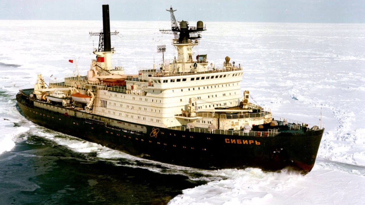 Атомный ледокол Сибирь