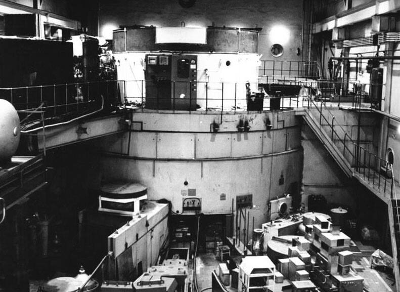 Реакторный зал ИТЭФ