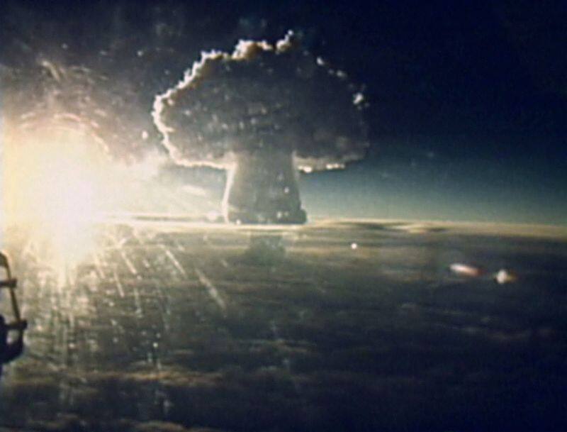 Взрыв самой мощной термоядерной бомбы. Новая Земля, 30 октября 1961 г.