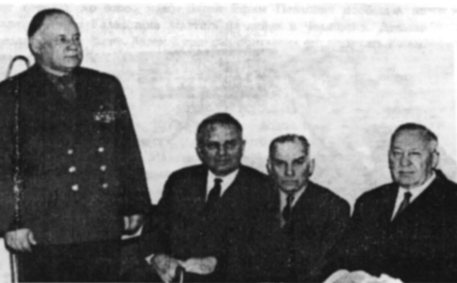 А.Д. Зверев, Б.В. Брохович, П.В. Глазков, Е.П. Славский (слева направо)